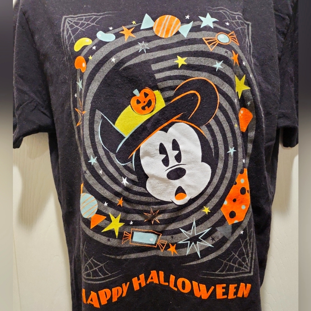Cast Member 2020 mickey mouse shirt